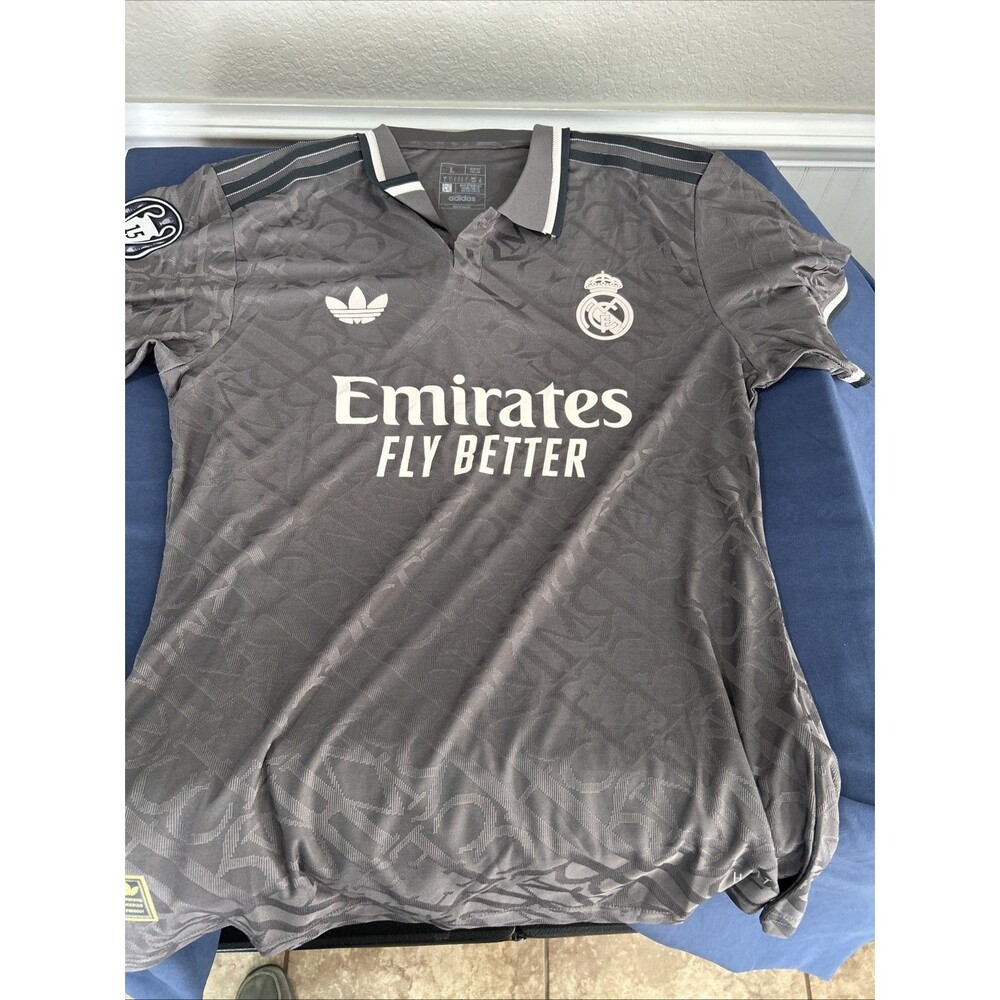 Vini Jr #7 Mens Large Adidas Real Madrid Third UCL Jersey